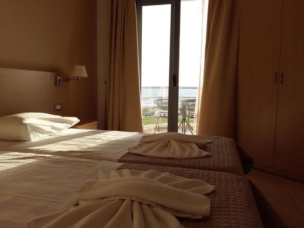 Ostria Hotel Kakovatos Beach ซาคาโร ภายนอก รูปภาพ