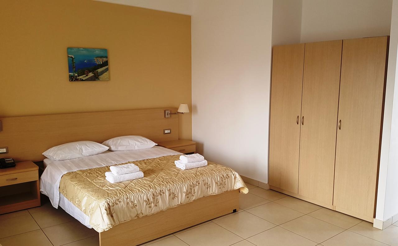 Ostria Hotel Kakovatos Beach ซาคาโร ภายนอก รูปภาพ